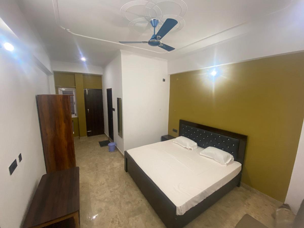 Shivalik Residency - Hotel & Banquet Hall Bāra Banki Exteriör bild